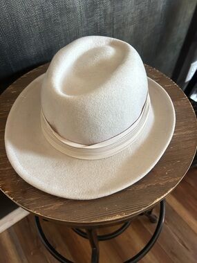 Cream Felt Fedora with Ribbon Trim